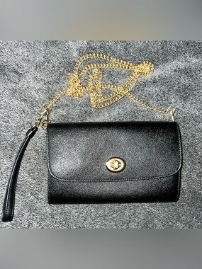 Coach Black Leather Crossbody with Gold Chain, & Wristlet Strap, F33390 NWT